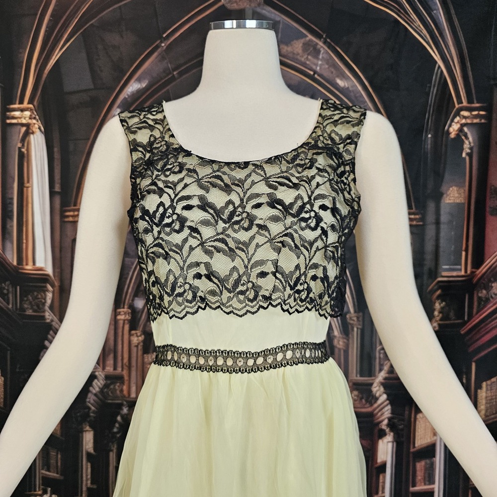 Vintage 1960s Lingerie Nightgown Slip Dress Yellow Black Lace Trim Retro Pinup - Picture 4 of 11
